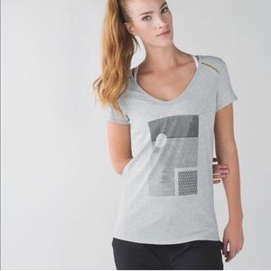 Lululemon Superb Short Sleeve Tee